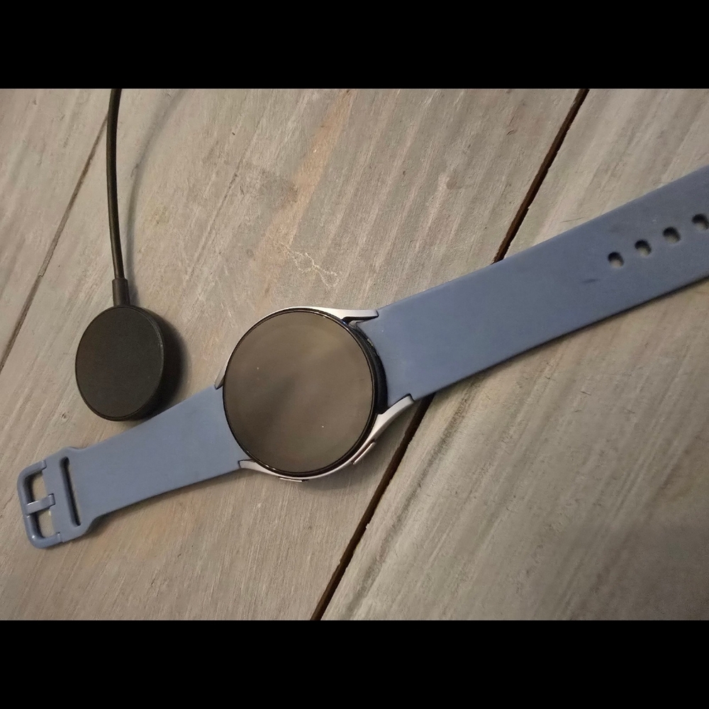 Samsung 5 Blue Smartwatch with Sleek Design and Digital Display